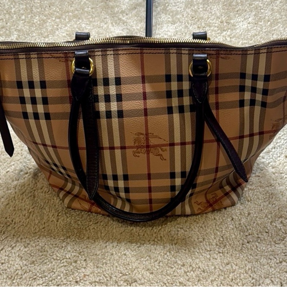 Burberry 16” Tote Bag - Picture 12 of 16